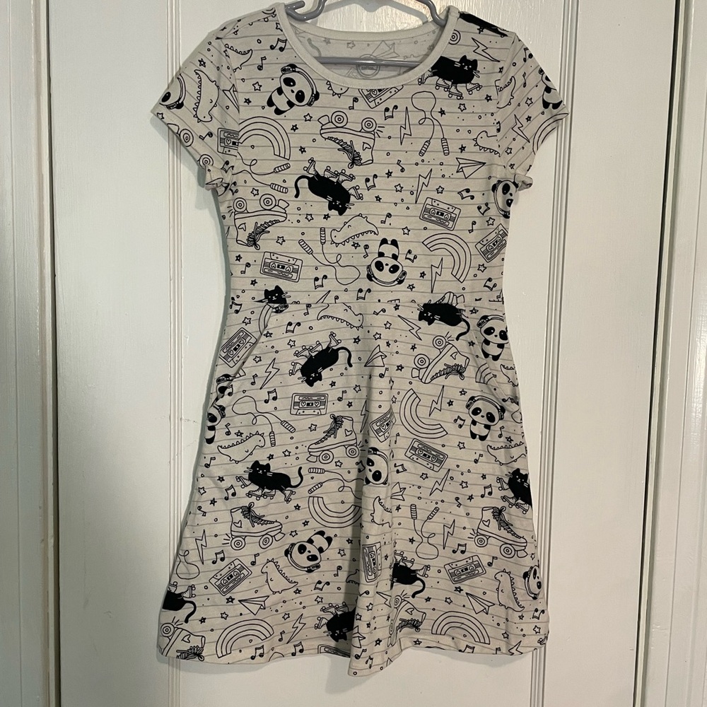 Wonder Nation Gray Dress with Black Patterns